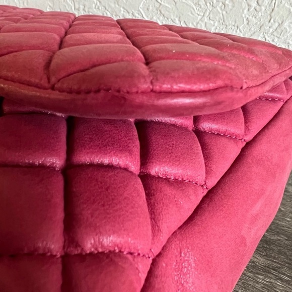 Iridescent Chanel Handbag - Picture 7 of 16